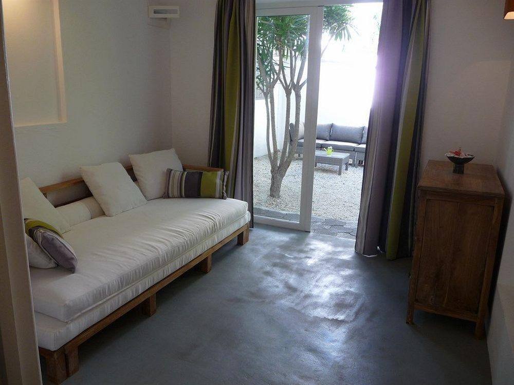 Esprit Libre Restaurant & Guest House Grand Baie Exterior foto