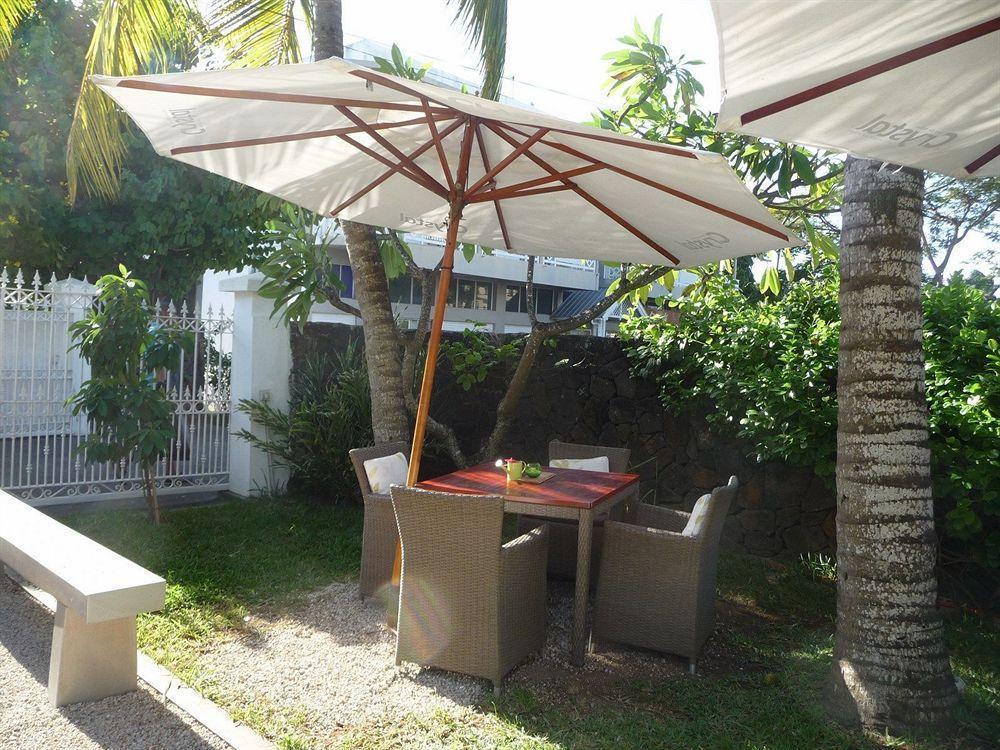 Esprit Libre Restaurant & Guest House Grand Baie Exterior foto