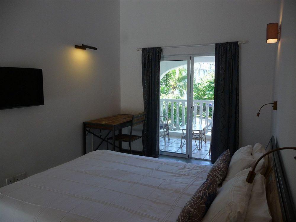 Esprit Libre Restaurant & Guest House Grand Baie Exterior foto
