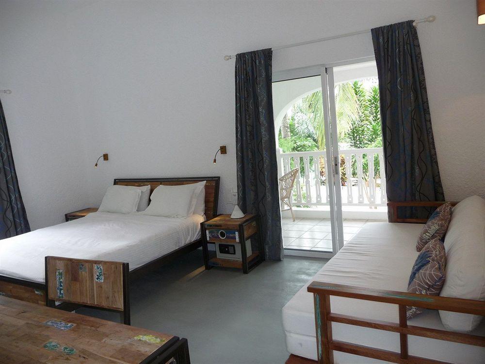 Esprit Libre Restaurant & Guest House Grand Baie Exterior foto