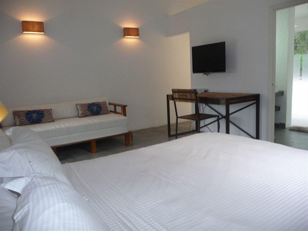 Esprit Libre Restaurant & Guest House Grand Baie Exterior foto