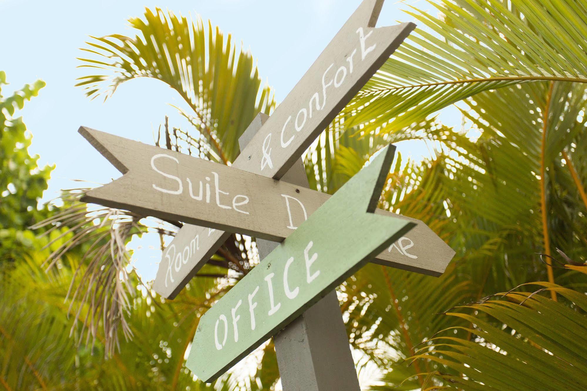 Esprit Libre Restaurant & Guest House Grand Baie Exterior foto