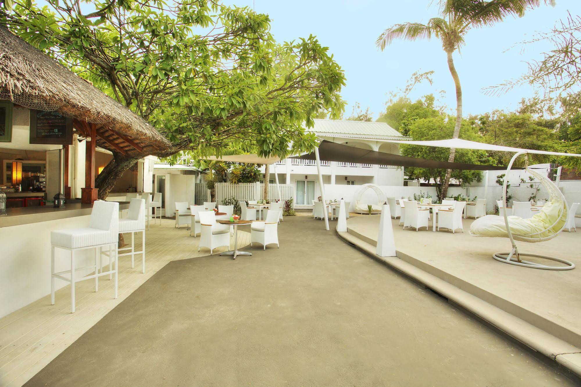 Esprit Libre Restaurant & Guest House Grand Baie Exterior foto