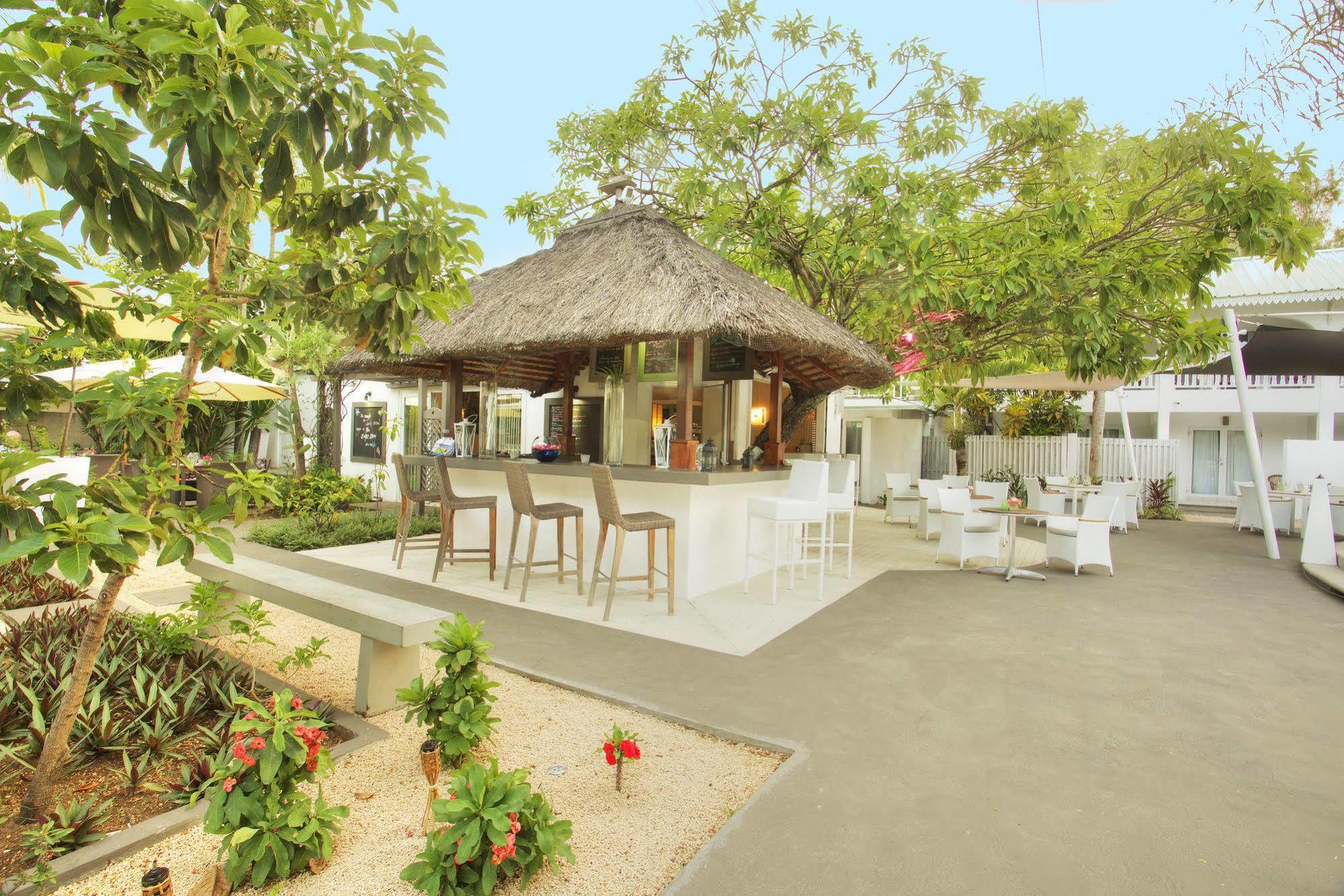 Esprit Libre Restaurant & Guest House Grand Baie Exterior foto