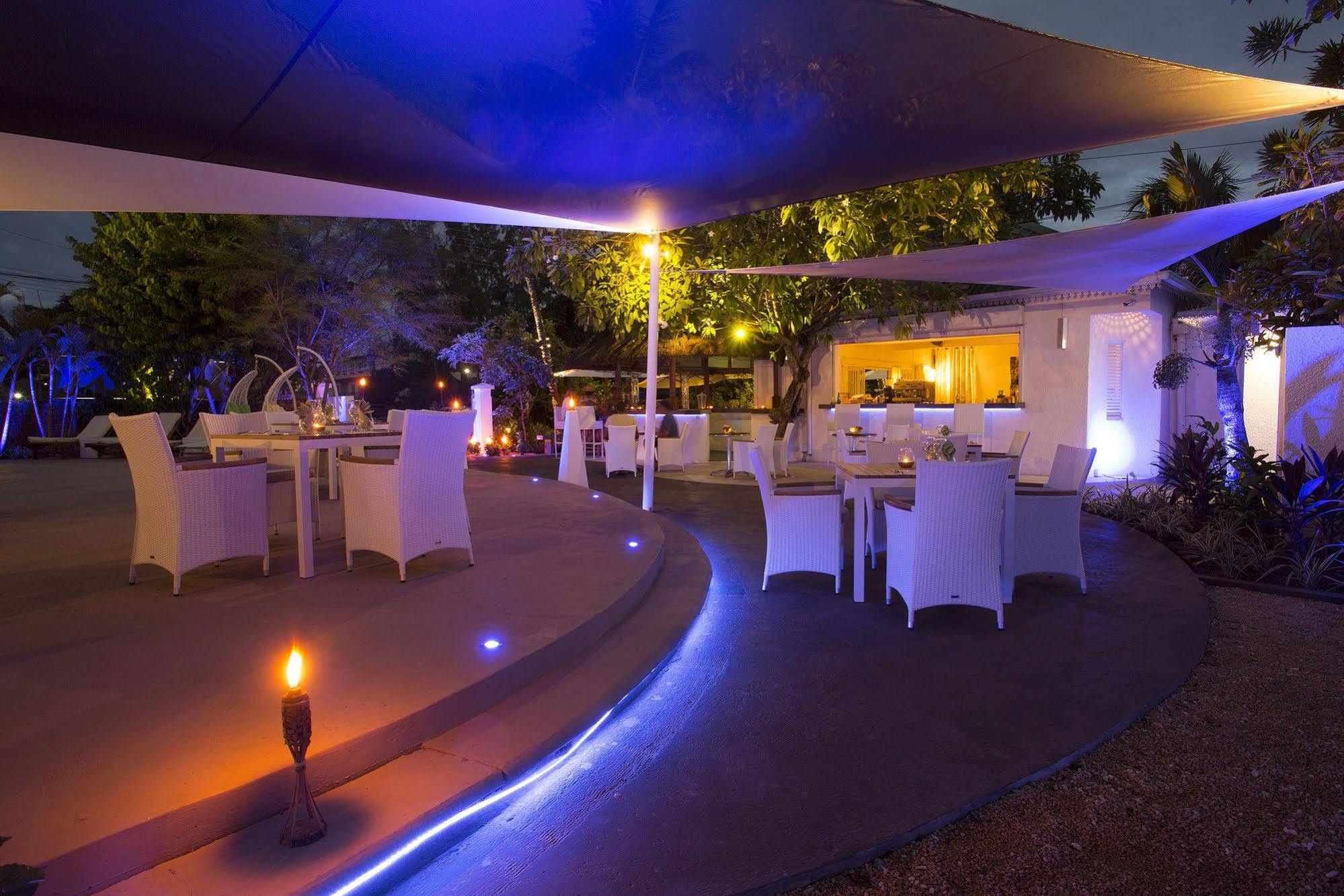 Esprit Libre Restaurant & Guest House Grand Baie Exterior foto
