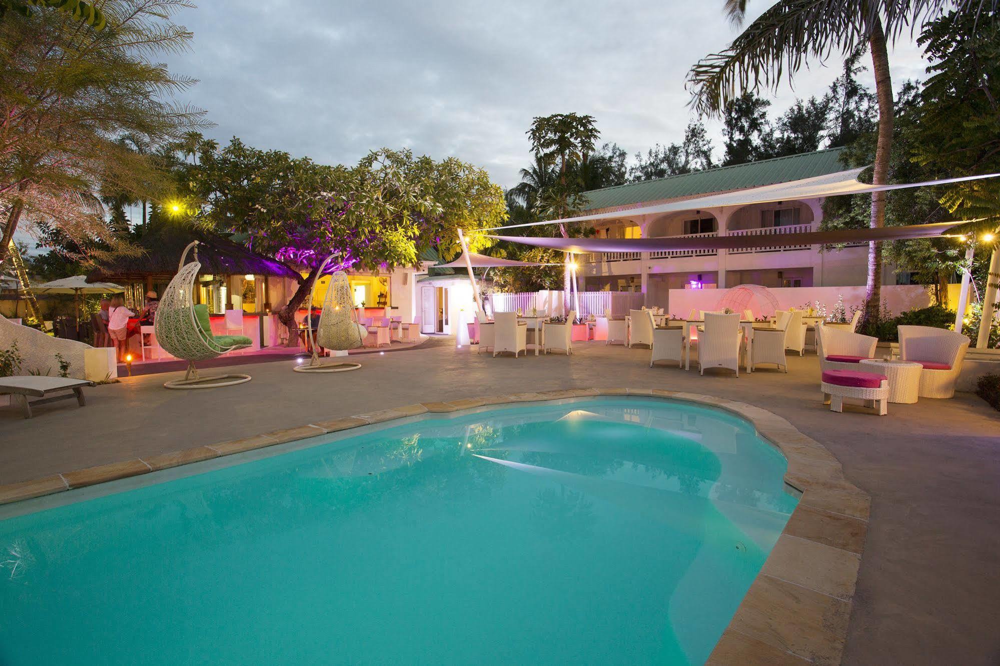 Esprit Libre Restaurant & Guest House Grand Baie Exterior foto